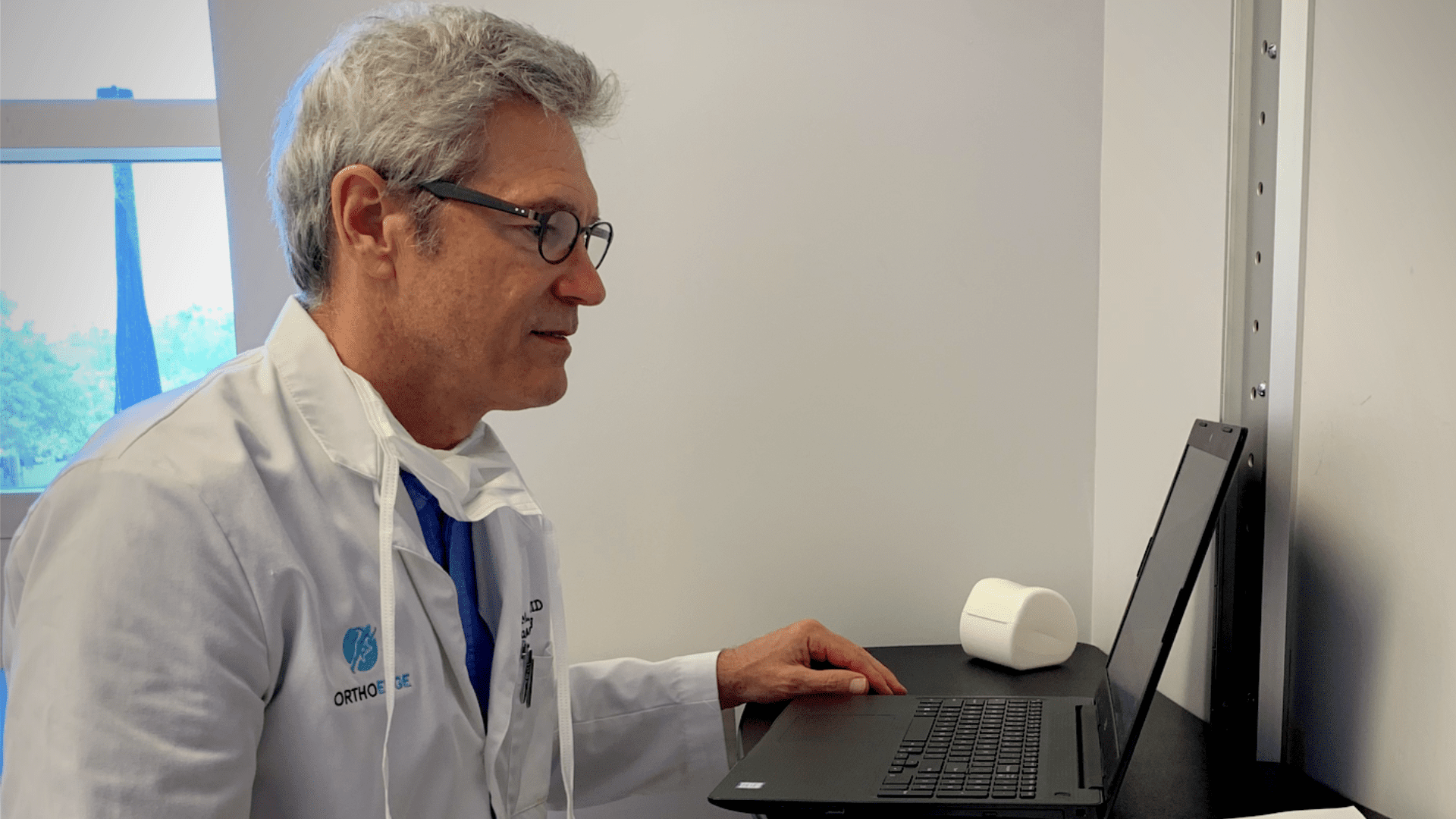 Consult Dr. Ravi Nair — Orthopaedic Surgeon (15 min)
